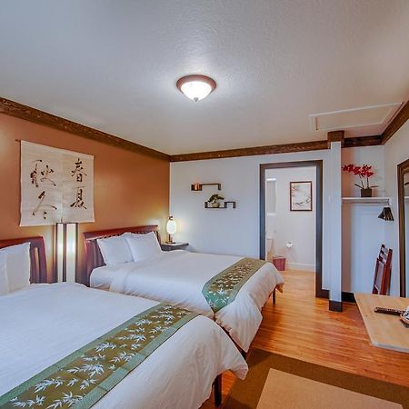 Tao'S Inn West Yellowstone Bagian luar foto
