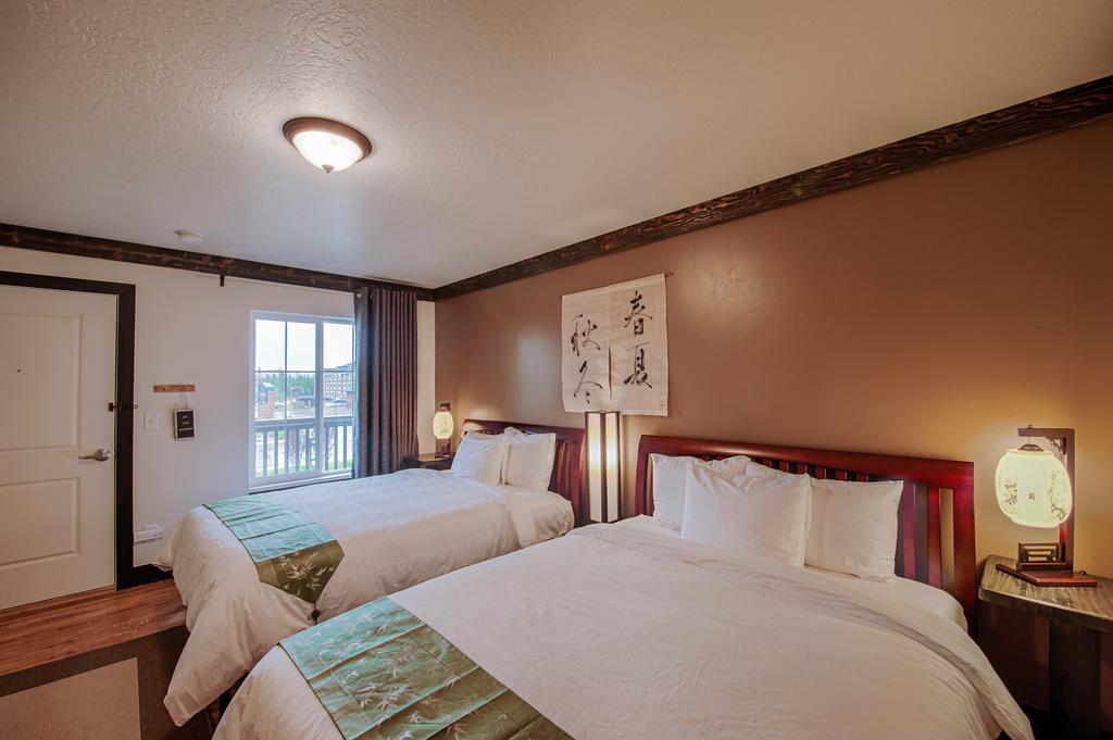Tao'S Inn West Yellowstone Bagian luar foto